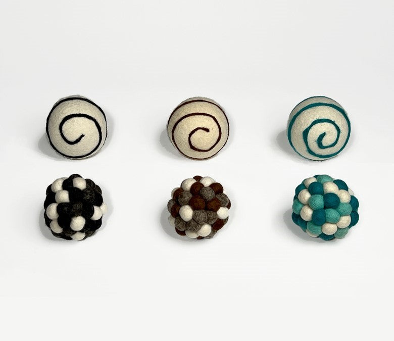 Cat Snuggler Toys: Large 8cm Felt Balls (set of 2)