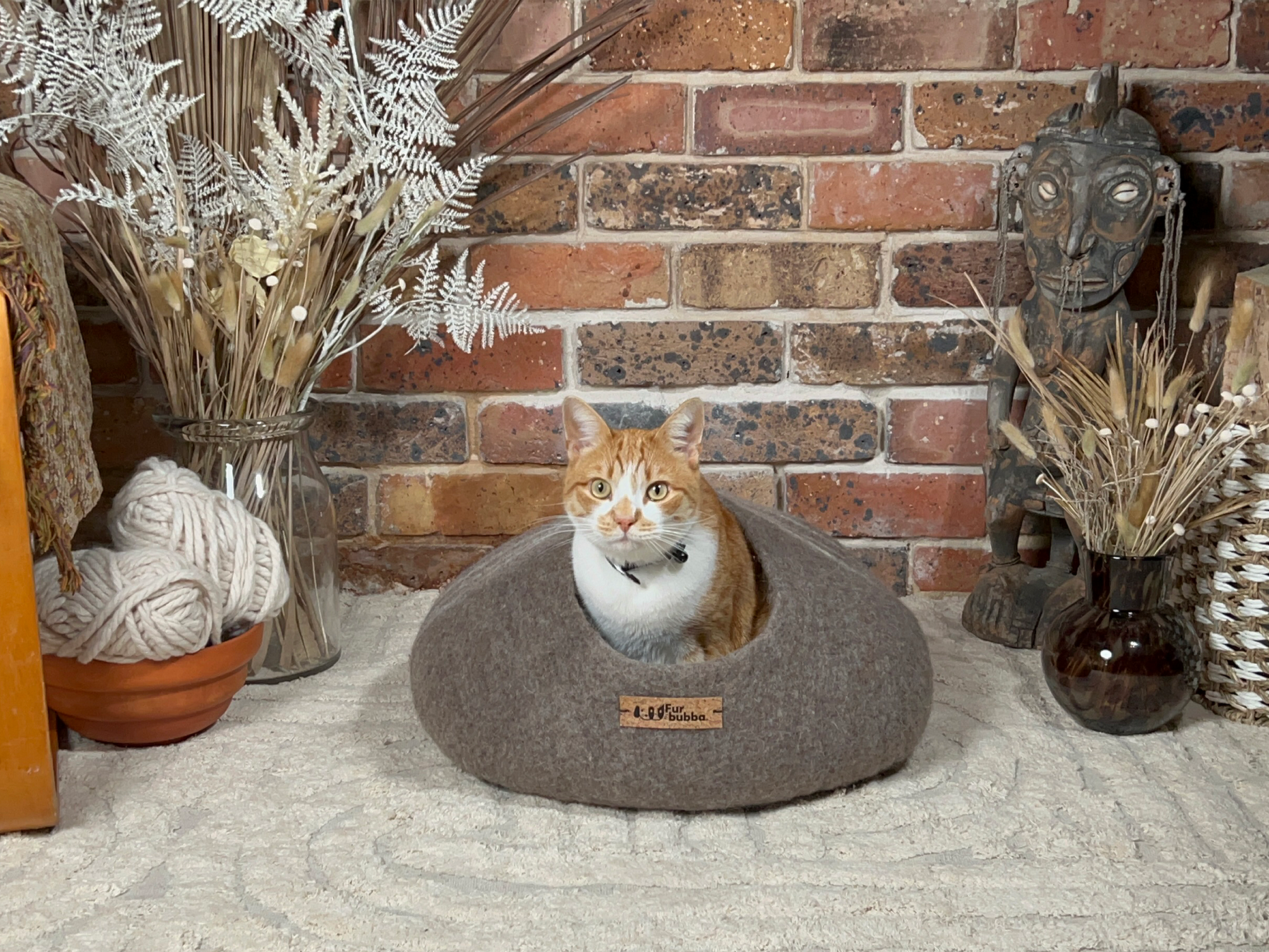 Cat Bed, Best Cat Beds, Cat Caves, Cat House. Luxury Large Cat Bed